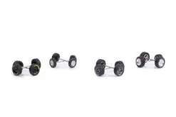 Auto Body Shop - Goodyear Rubber Tires Set - Greenlight 16110B - 1/64 Scale Diecast Accessory