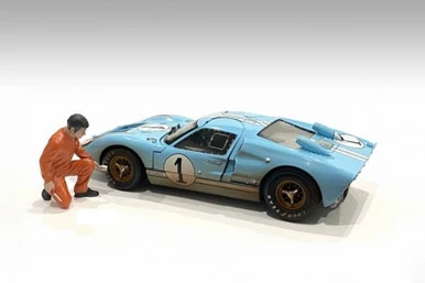 Mechanic Jerry Figure, Orange - American Diorama 23901OR - 1/24 Scale Figurine - Diorama Accessory