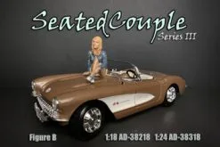 American Diorama Seated Couple Series III Figure Band 38218 - 1/18 Scale Figurine - Diorama Accessory