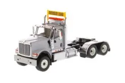 International HX520 SFFA Tandem Tractor (Cab Only), Gray - Diecast Masters - 1/50 Scale Diecast Car