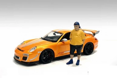 Car Meet 1 Figure II, Yellow And Black - American Diorama 76278 - 1/18 Figurine - Diorama Accessory