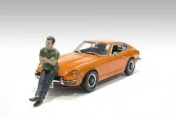 Car Meet 2 Figure II, Green W/Navy Blue - American Diorama 76290, 1/18 Figurine - Diorama Accessory