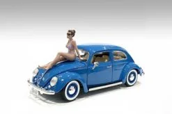 Beach Girls - Carol, Purple - American Diorama 76315 - 1/18 Scale Figurine - Diorama Accessory