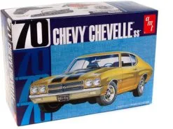 AMT 1970 Chevy Chevelle SS, 1/25 Scale Plastic Model Car Kit - AMT1143M